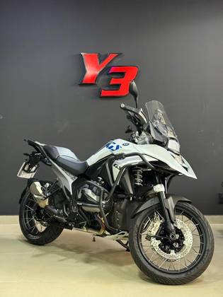 BMW R 1300 GS PLUS 